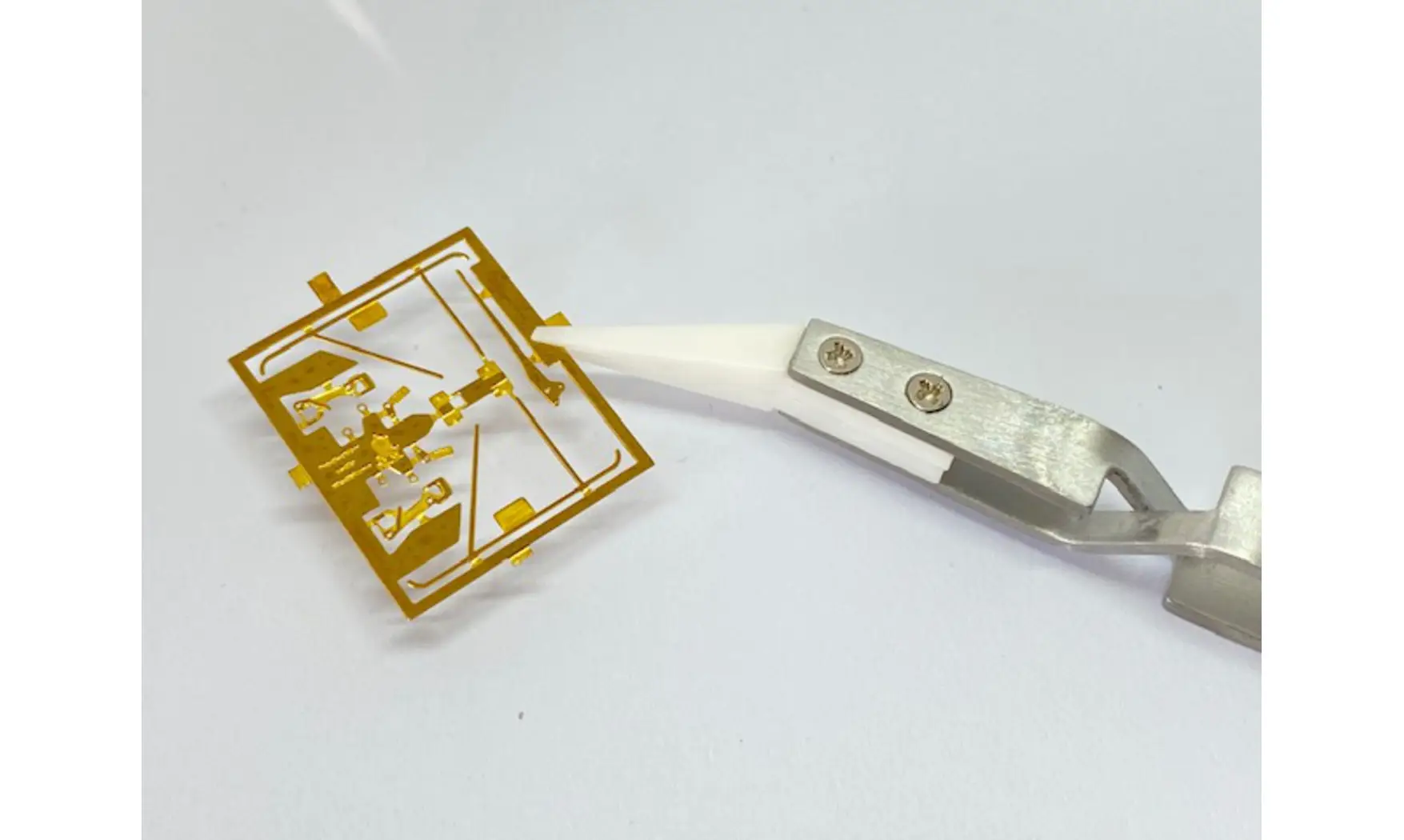 Pince inversée Coudée Céramique